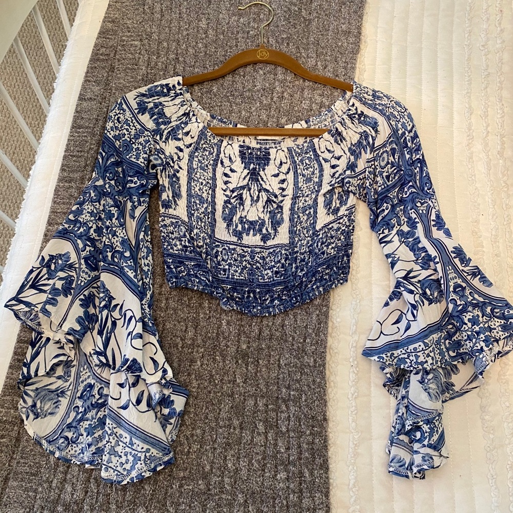 Cropped Bell Sleeve Top